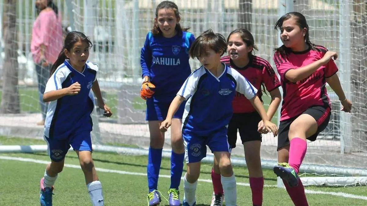 29 Leonas Británico iniciaron pretemporada