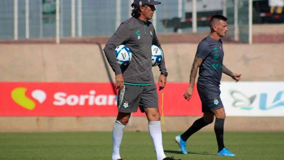 18 Santos con la mentalidad de ganar en León