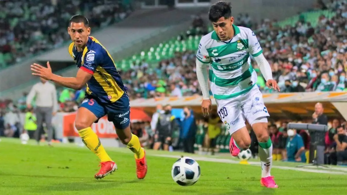 La reclasificación la abren Santos Laguna y San Luis, este sábado 20 en el estadio TSM Cortesía ADSL_