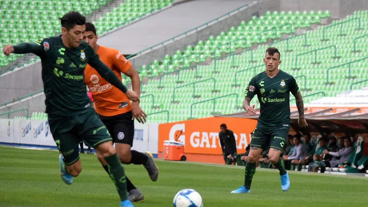 02 Santos saca victoria de tres cero contra la UACH1