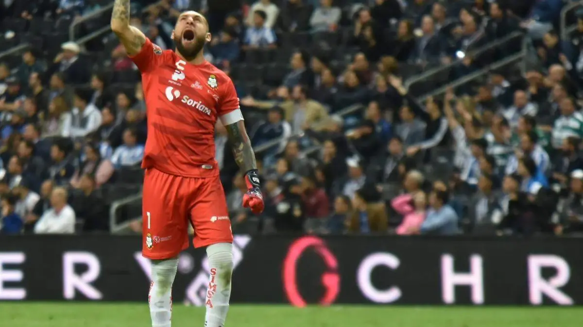 21 ‘Jona’ no se va, quiere renovar con Santos