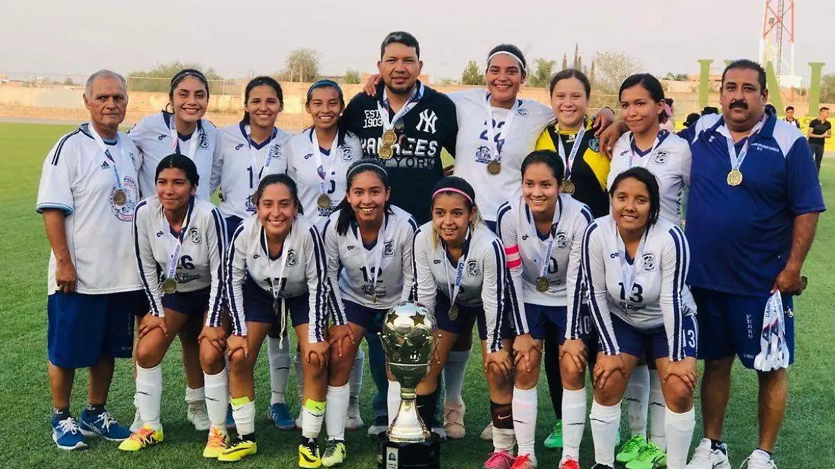 4 Ferrocarrileras de SP se coronan campeonas de la LEFL