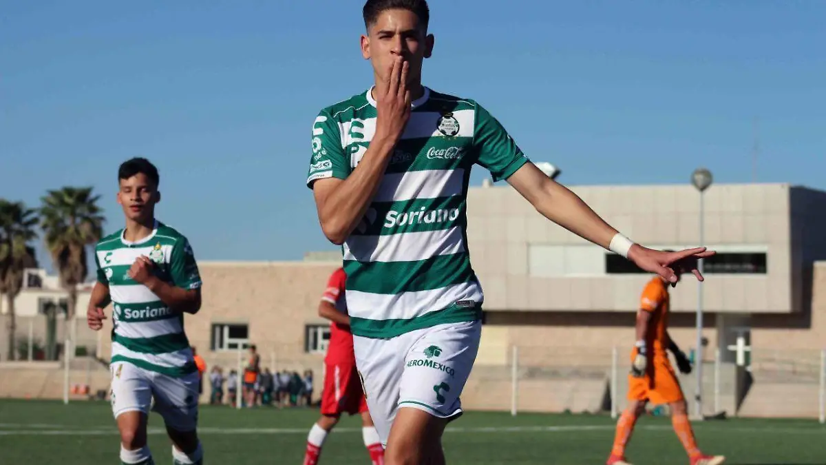 21 Canterano santista participará en la gira del Tricolor Sub 17 por EEUU