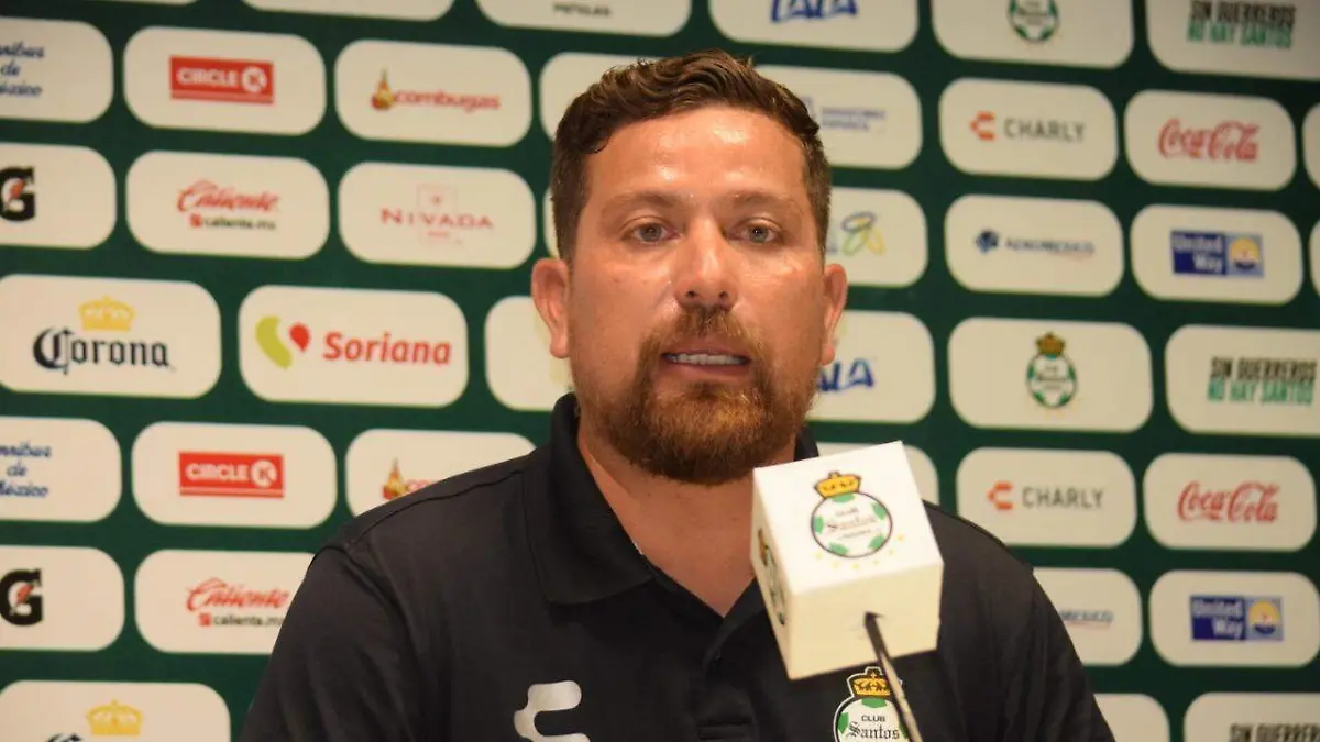 17 Tengo buena comunicación con Guillermo Almada