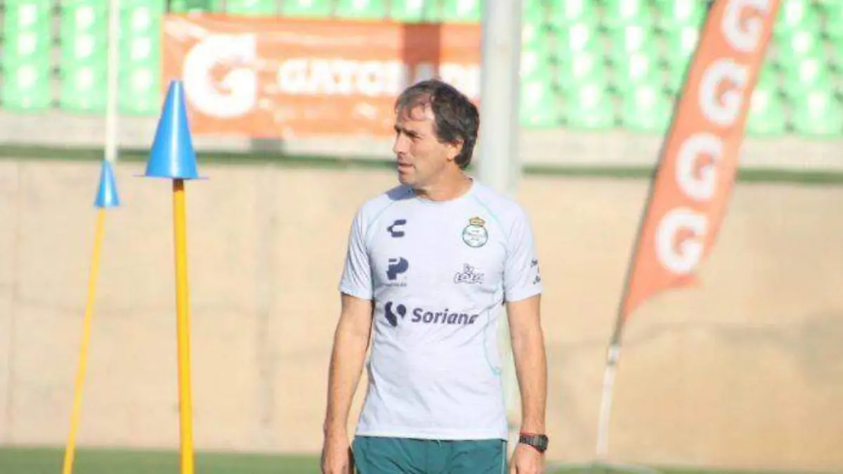 Guillermo Almada