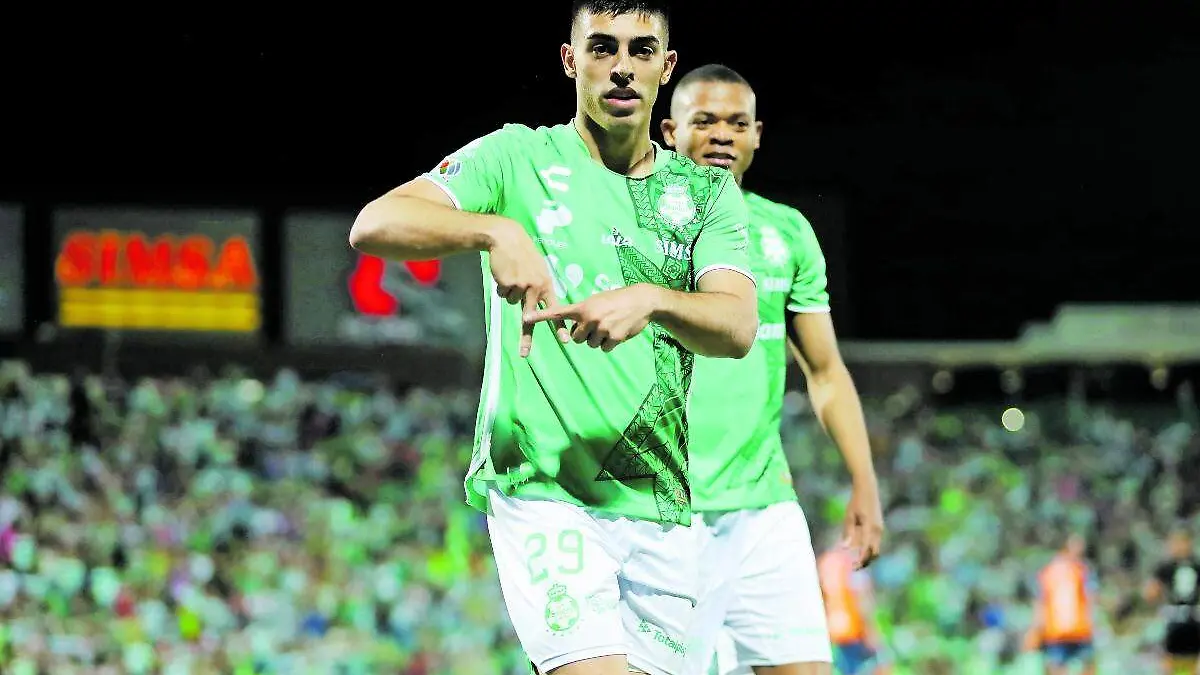 Santos-Laguna (2)