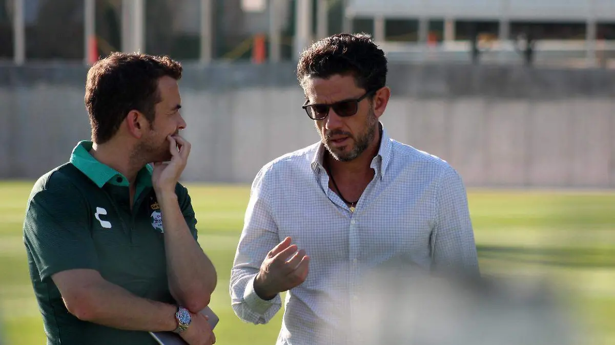 j16 José Riestra y Alejandro