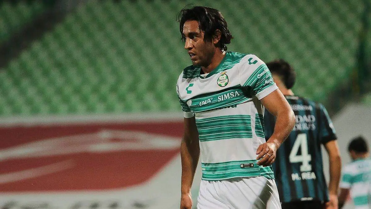 gael sandoval