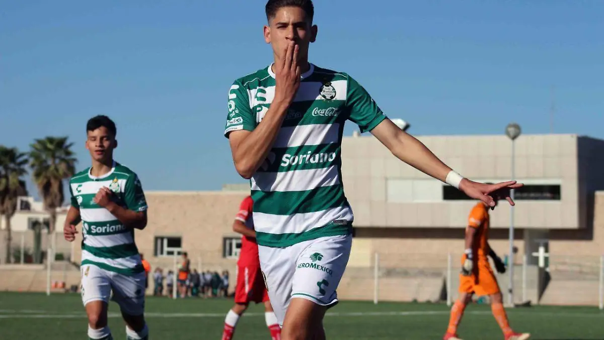 22 Tres Guerreros pelean por un puesto para el Torneo Niigata