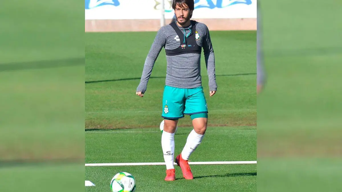 20 Javier Abella es refuerzo del Atlas