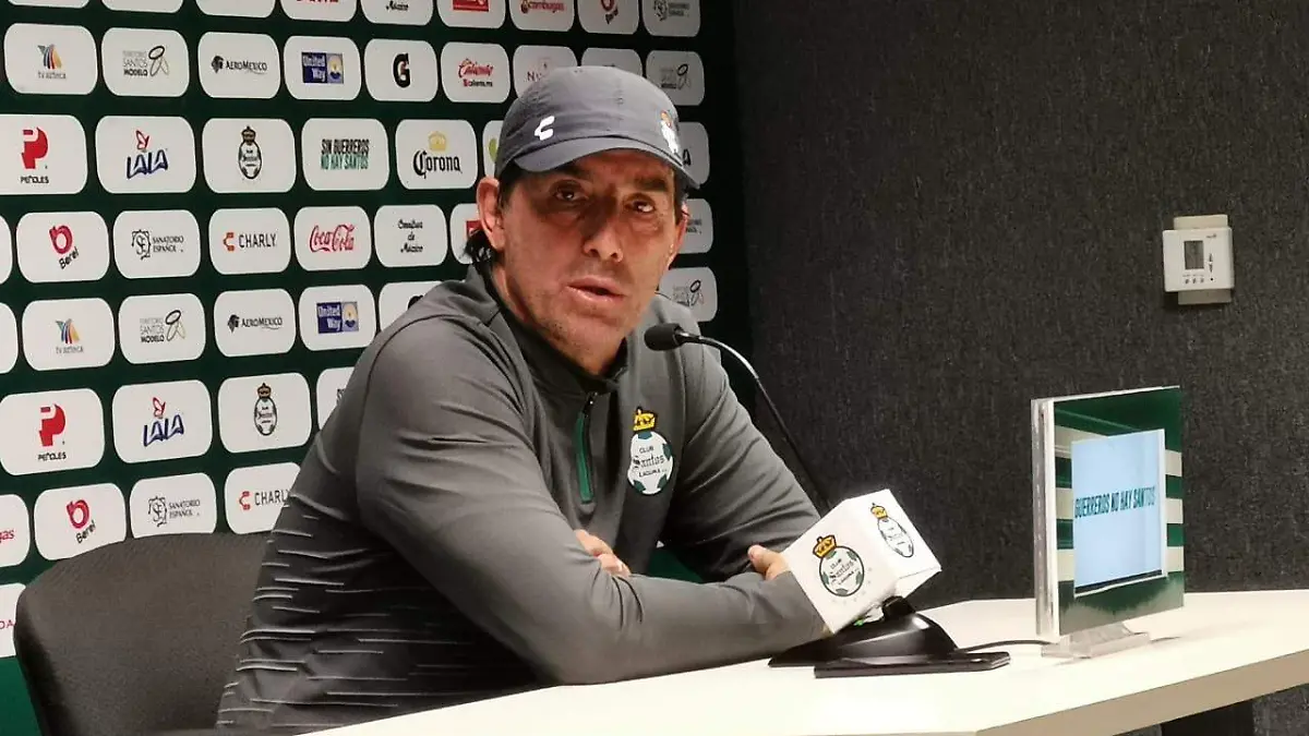 14 Guillermo Almada confirma a Gorriarán