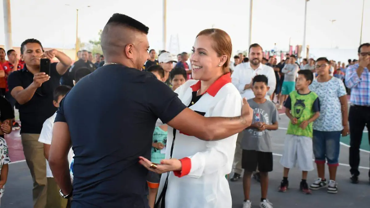 Marina Vitela y Daniel Ludueña