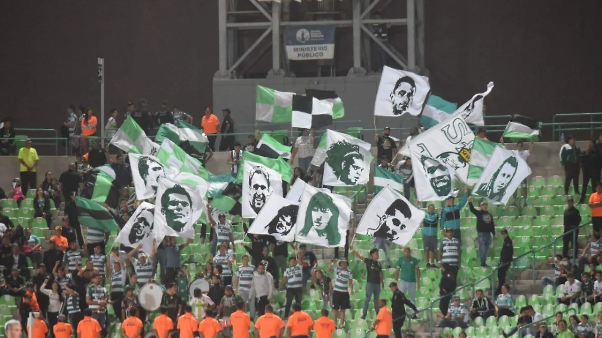 Aficionados SANTOS VS MONTERREY