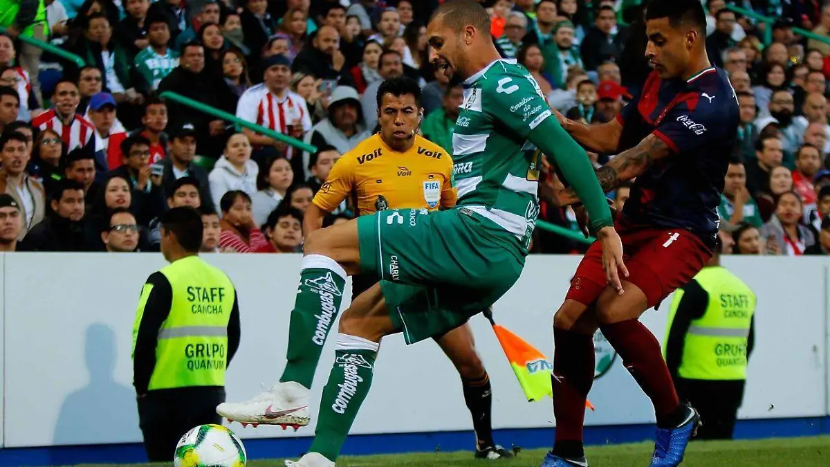 13 Regresa el futbol