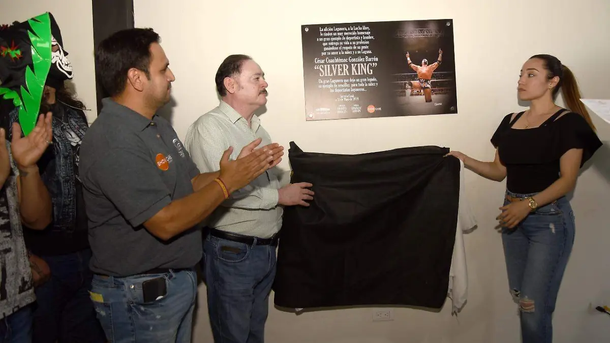 32 Rinden tributo a Silver King2