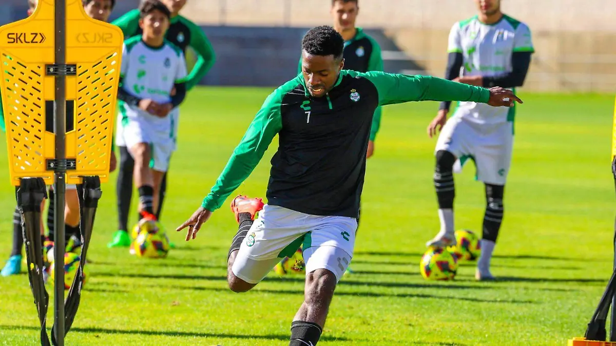 Club Santos.