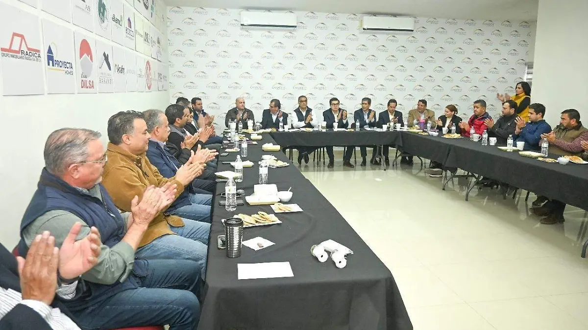 Nuevo consejo directivo de CANADEVI Laguna