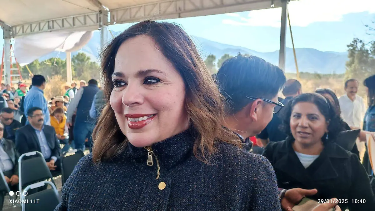 Nazira Zogbi Castro.