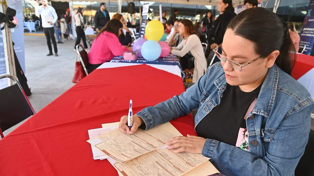 Buena respuesta de jóvenes gomezpalatinos a la “Feria del Empleo Juventud 2025”