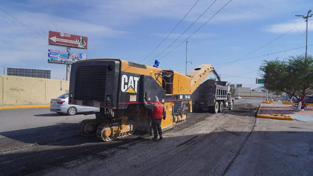 Continúan con el histórico programa de pavimentación en Gómez Palacio