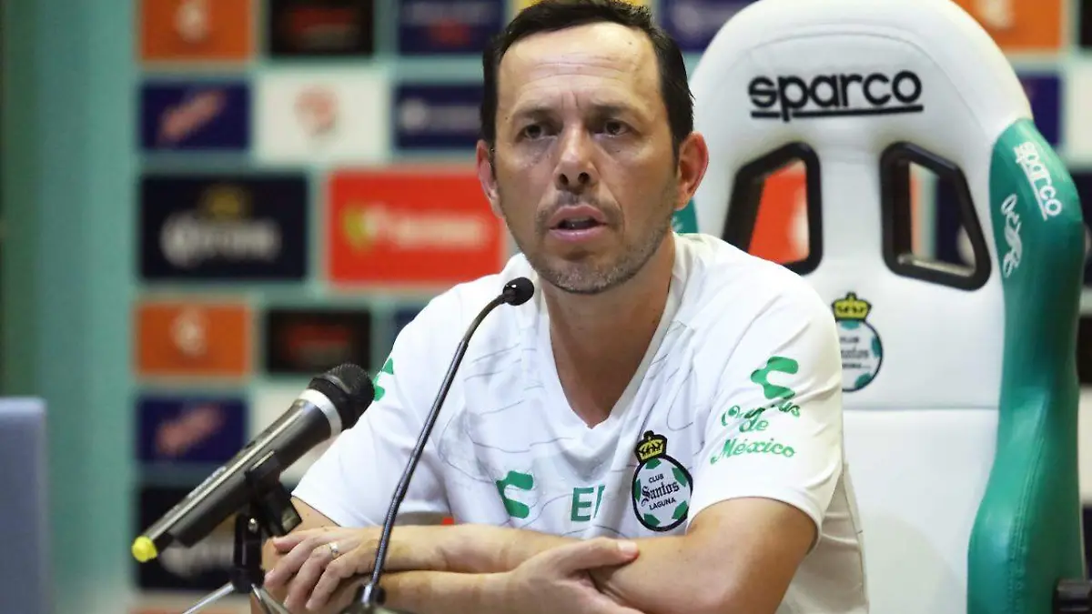 Eduardo-Fentanes-prepara-cambios-para-enfrentar-a-Toluca