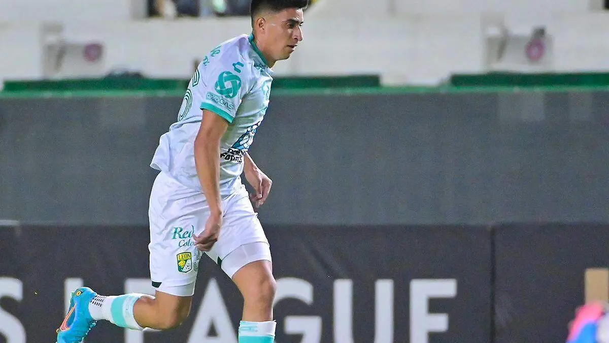 debuta-con-León-jugador-formado-en-La-Laguna