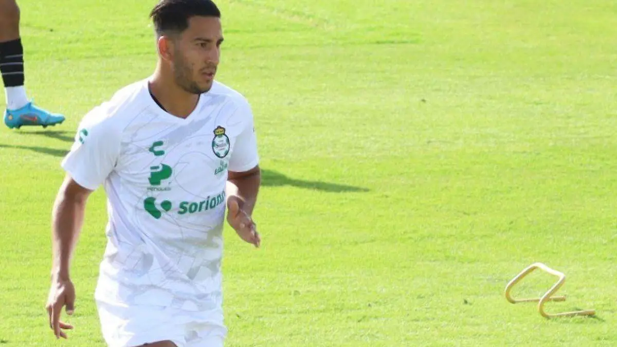 Cecilio-Domínguez-Santos-Laguna