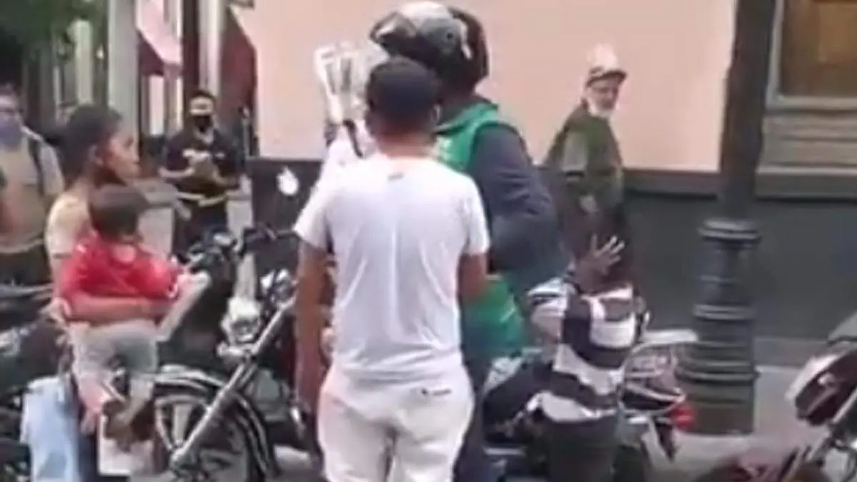 decomisan mercancía a niño