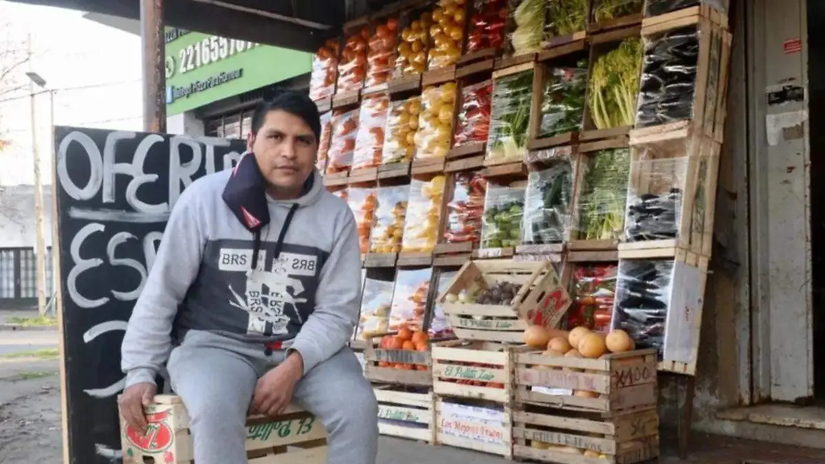 verdulero regresa bolso