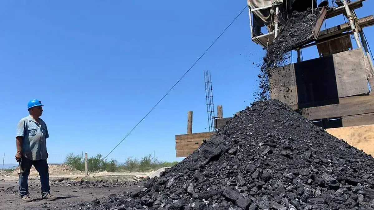 producción de carbón, almacenada