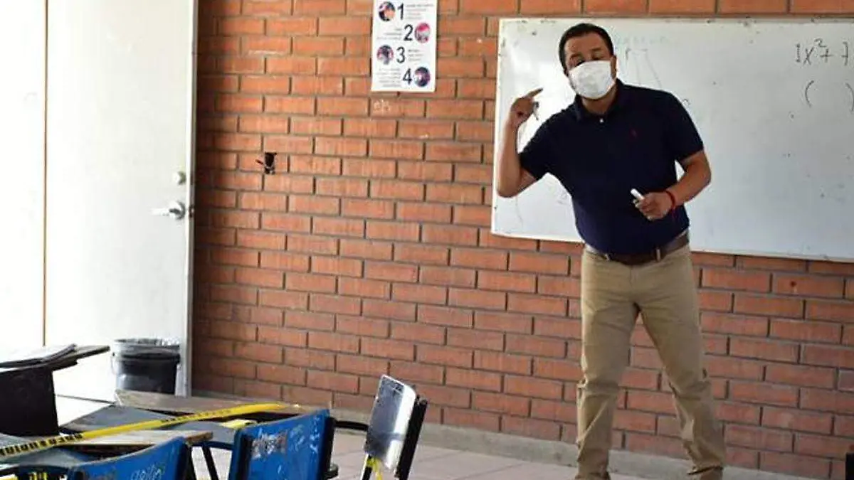 maestros-en-clases-en-pandemia-de-Covid