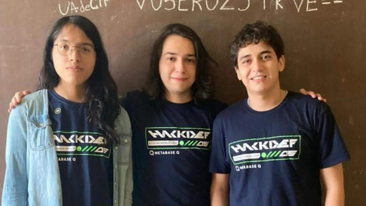 estudiantes-UAdeC