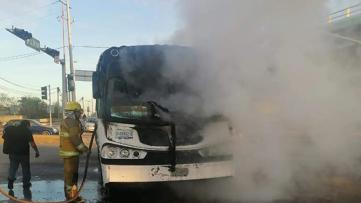 incendio camión periférico