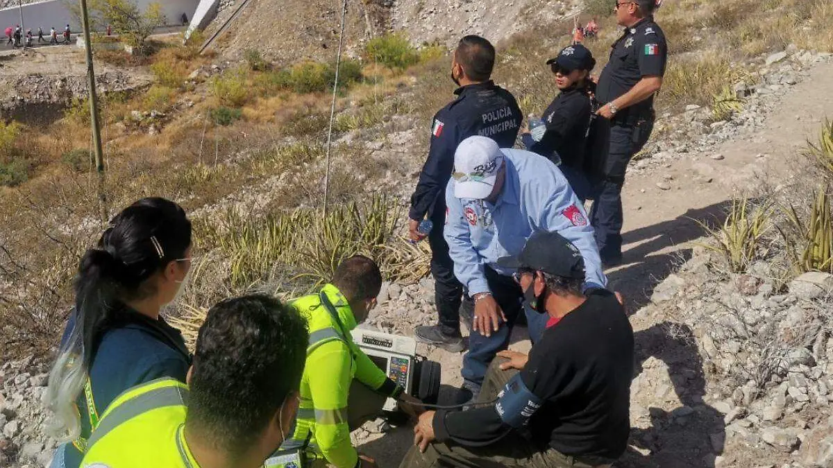 accidentado-viacrucis-Cristo-de-las-Noas