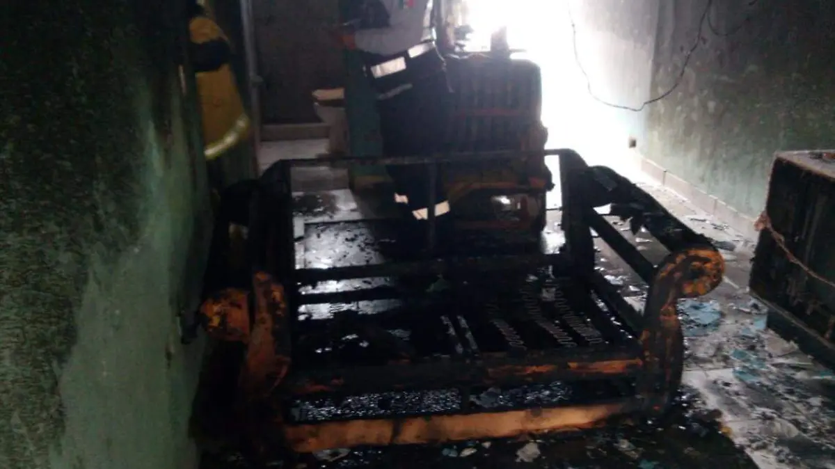 incendio-en-casa-en-Lerdo-termina-con-una-muerta
