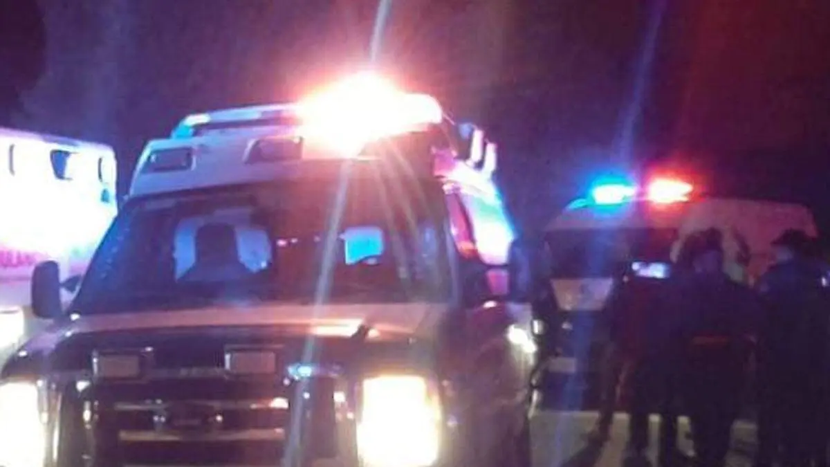 ambulancia y policías