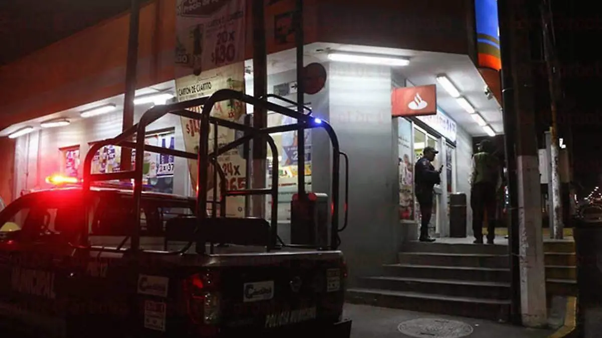 14 WEB Amenaza con machetear si no le entregan gel antibacterial