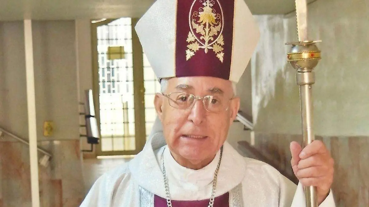 obispo-de-Torreón-José-Galván-delicado-de-salud
