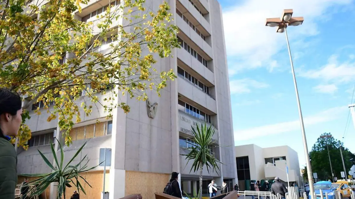 Mueren tres personas en clínica 71 del IMSS