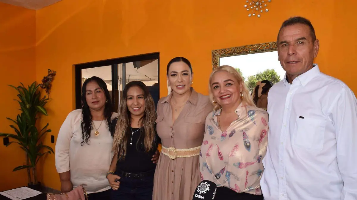 Regidoras-de-MC-y-Morena-al-PRI-en-Mapimí