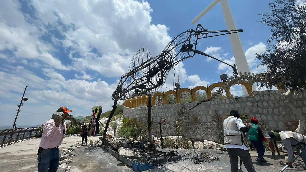 8c7d8275-1cde-45a6-83fd-b85cfa9b4e58