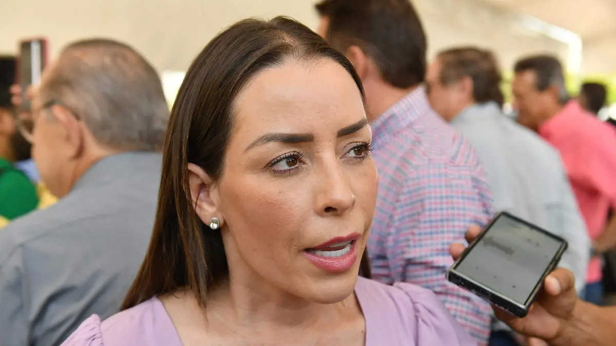 Verónica Martínez García, diputado federal por Coahuila