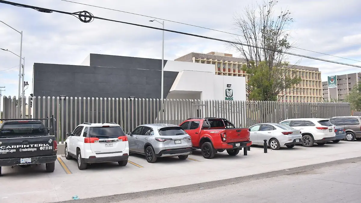 imss estacionamiento