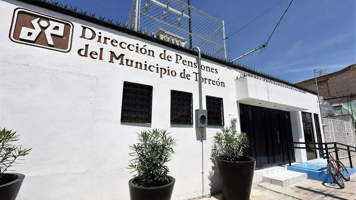 WhatsApp Image 2025-11-04 at 5.53.56 PM (1)