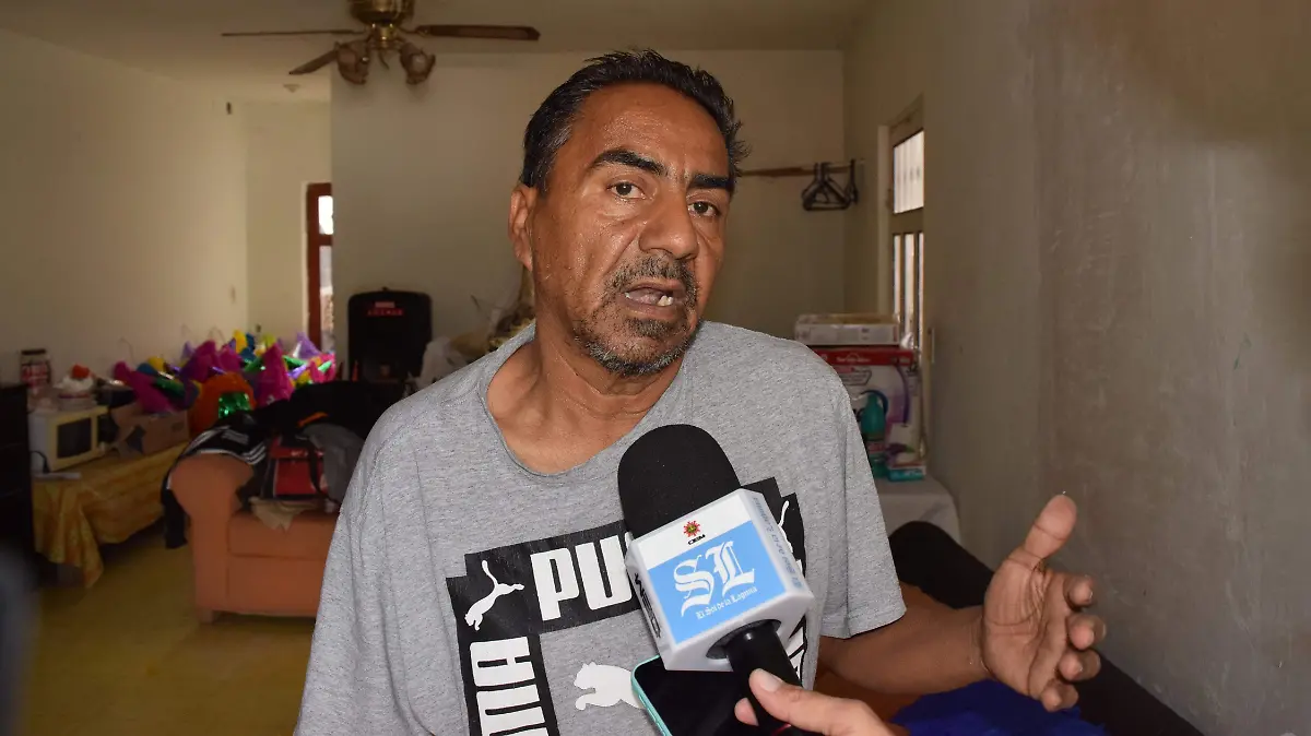 Ramón “El Munrra”, orgullosamente piñatero de San Isidro