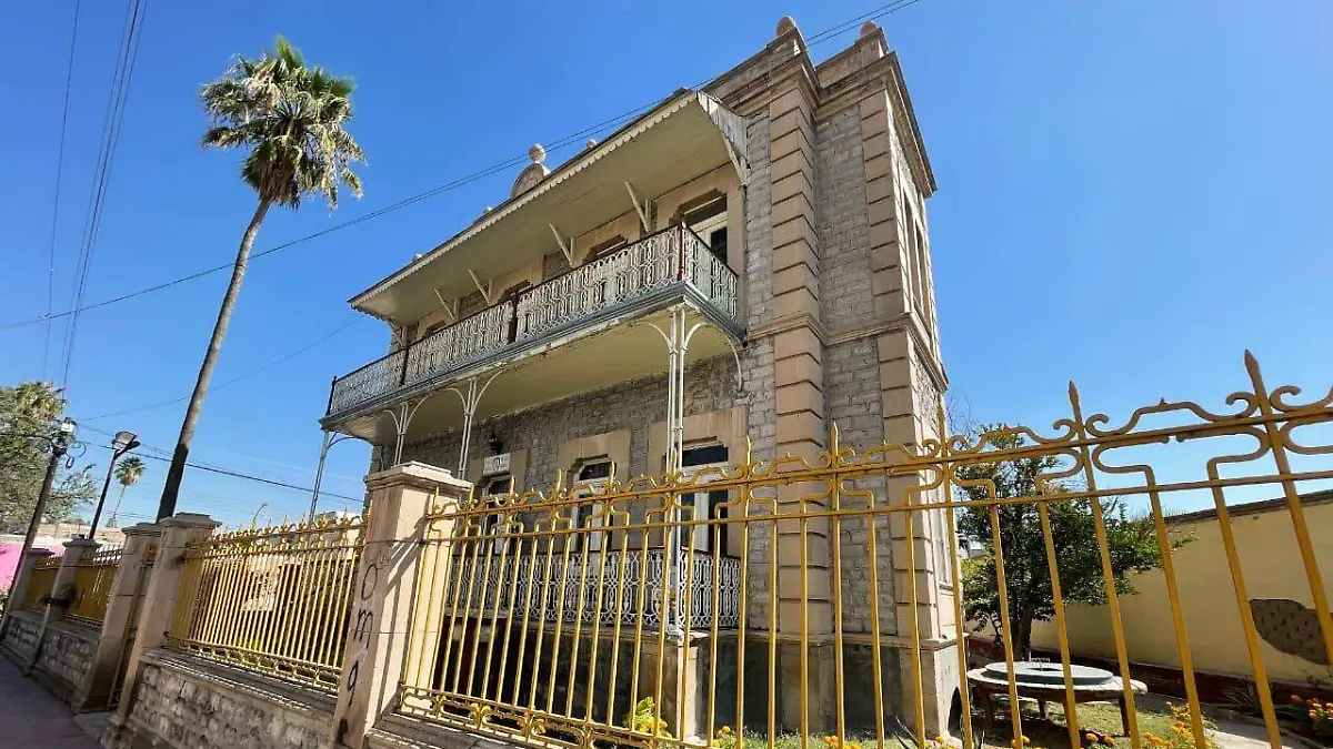 WhatsApp Image 2025-12-16 at 14.17.04