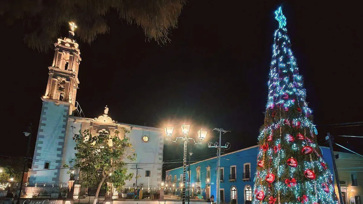 Mapimí brilla con espíritu navideño