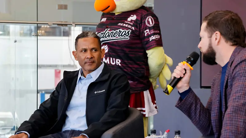 Presentan oficialmente a Fernando Tatis como mánager de Unión Laguna