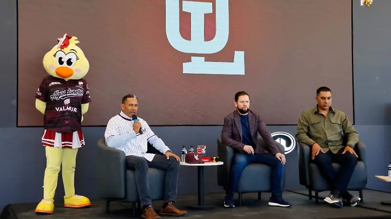 Presentan oficialmente a Fernando Tatis como mánager de Unión Laguna