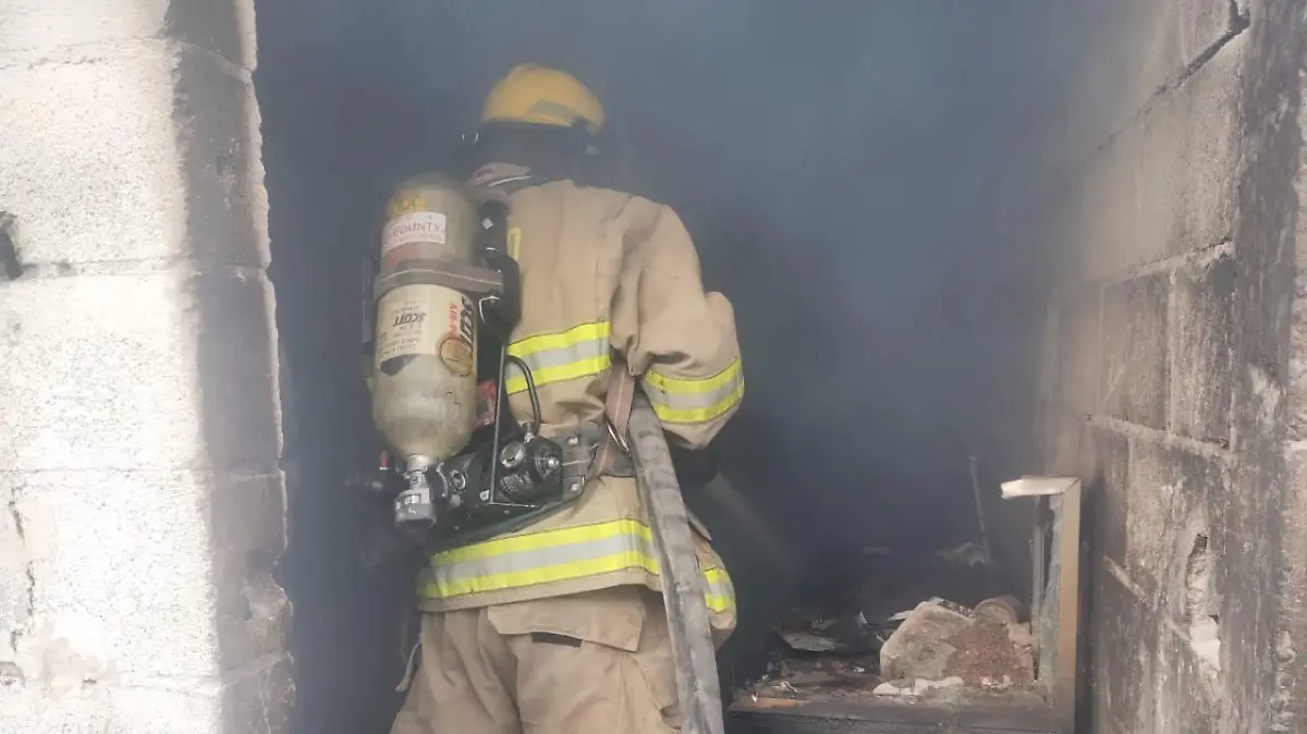 Se incendia vivienda en el ejido La Concha de Torreón